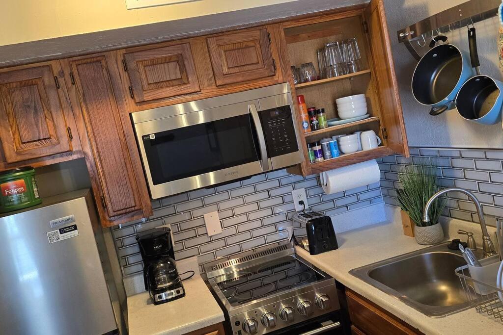 Cozy Updated Cove Of Heaven, 5Mins To Lake Hefner! Oklahoma Stadt Exterior foto